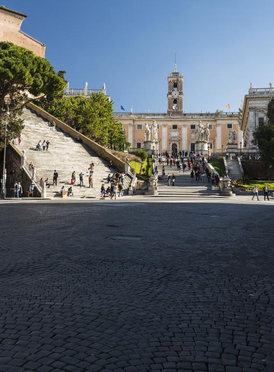Rome Downtown Suite Bed And Breakfast Aracoeli 3* Rom